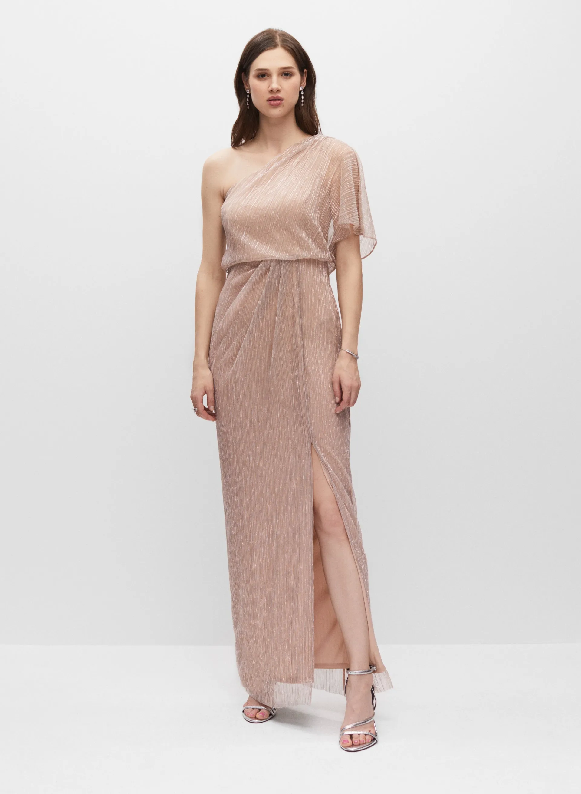 Adrianna Papell - One-Shoulder Gown