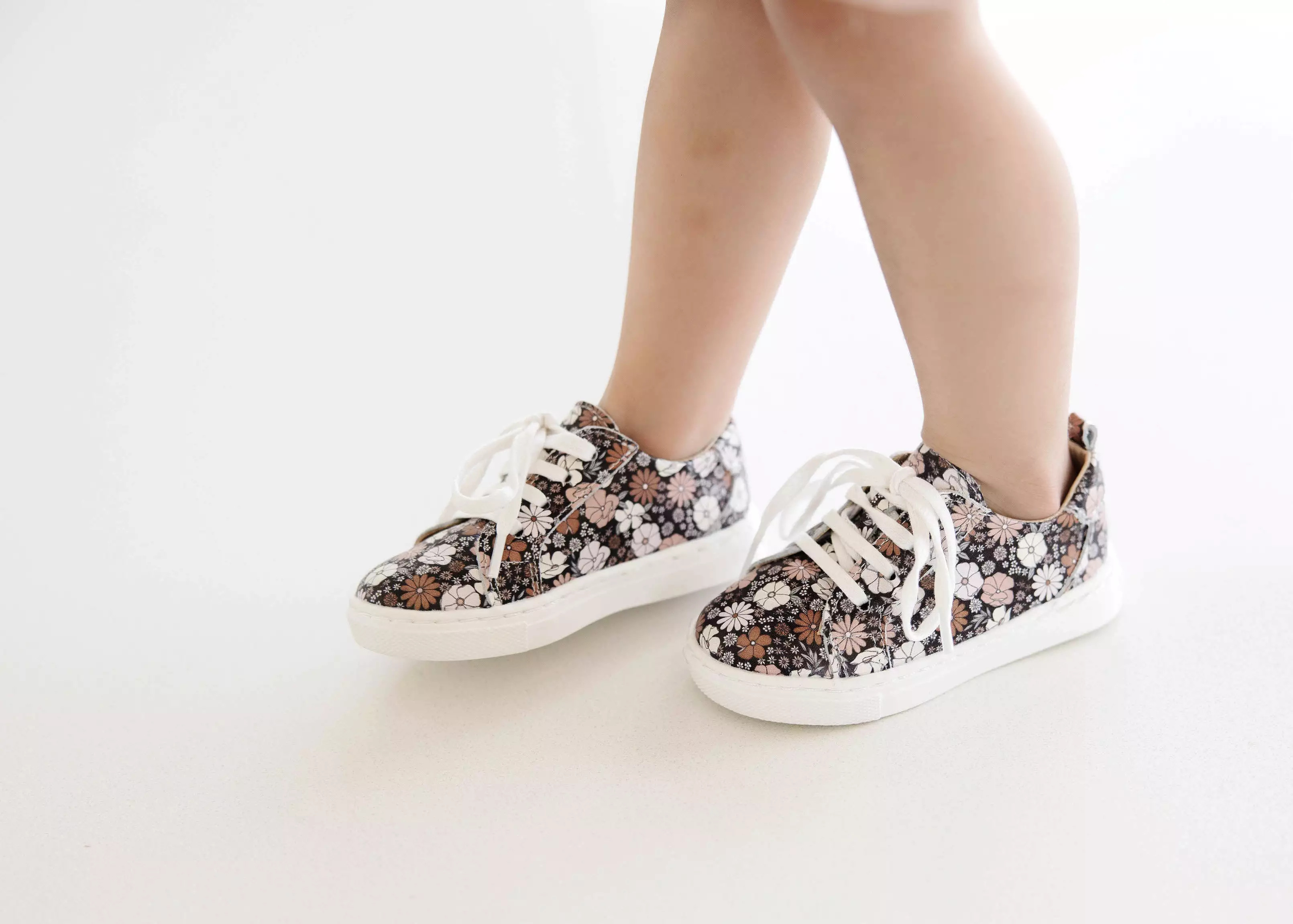 Black Floral - Low Top Sneakers