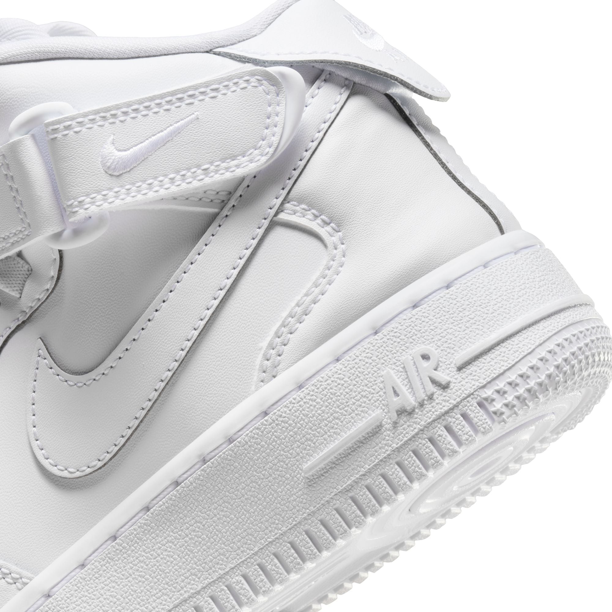 Boys' Nike Youth Air Force 1 Mid Easyon