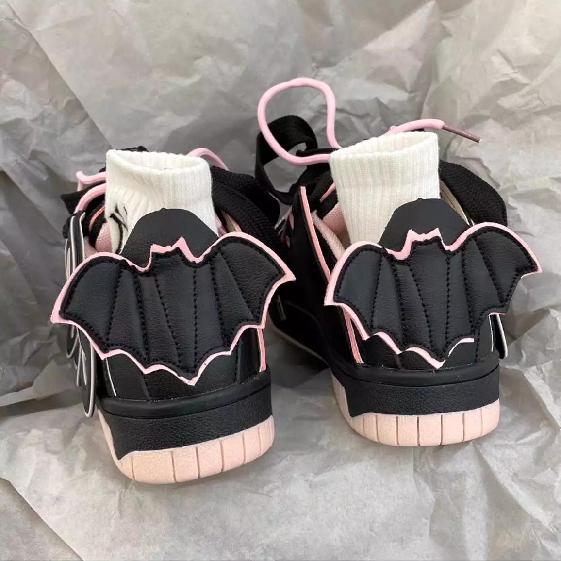 Little Devil Wings Bat Sneakers - Kimi