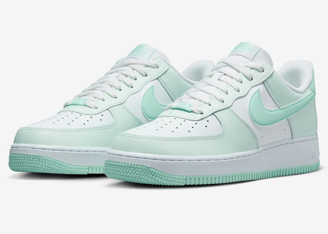 NIKE AIR FORCE 1 LOW MINT FOAM