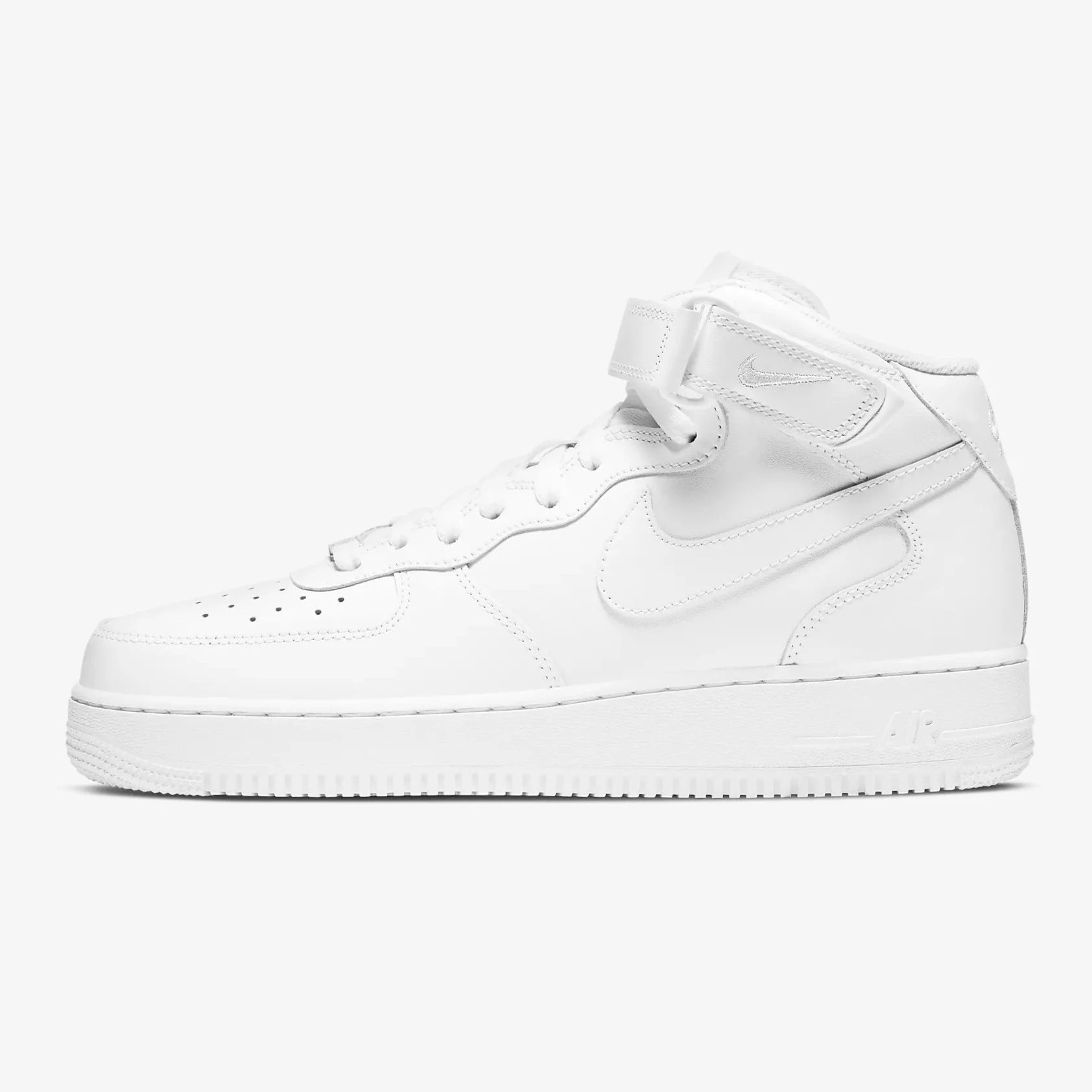 Tenis Nike Air Force 1 Mid