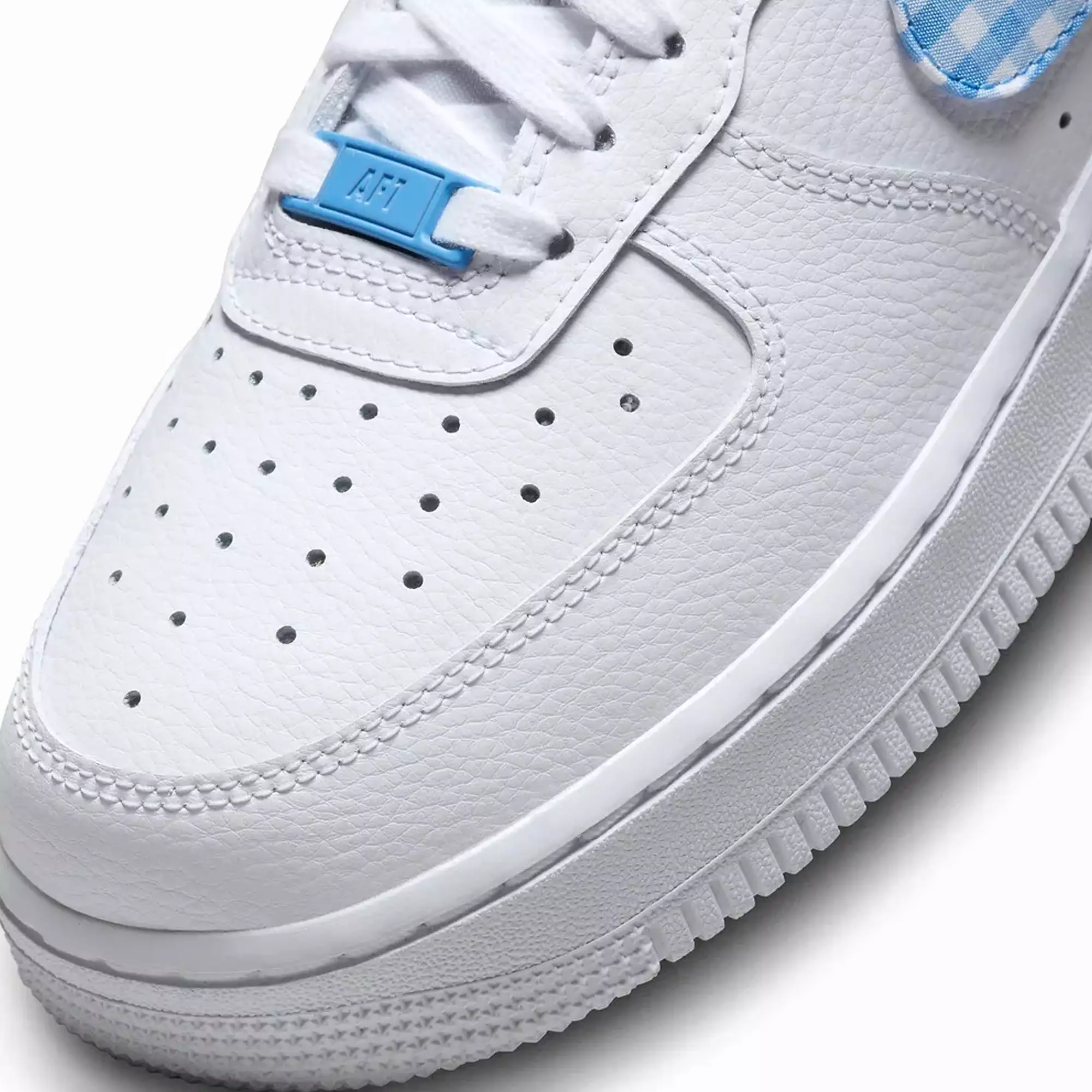 WMN'S AIR FORCE 1 '07 'WHITE/UNIVERSITY BLUE'