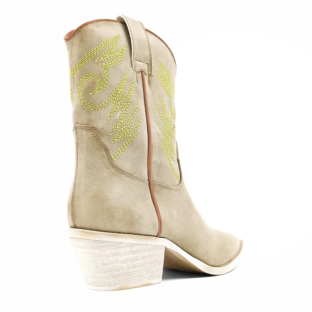 Zahara Embroidered Pointed Toe Cowboy Boots